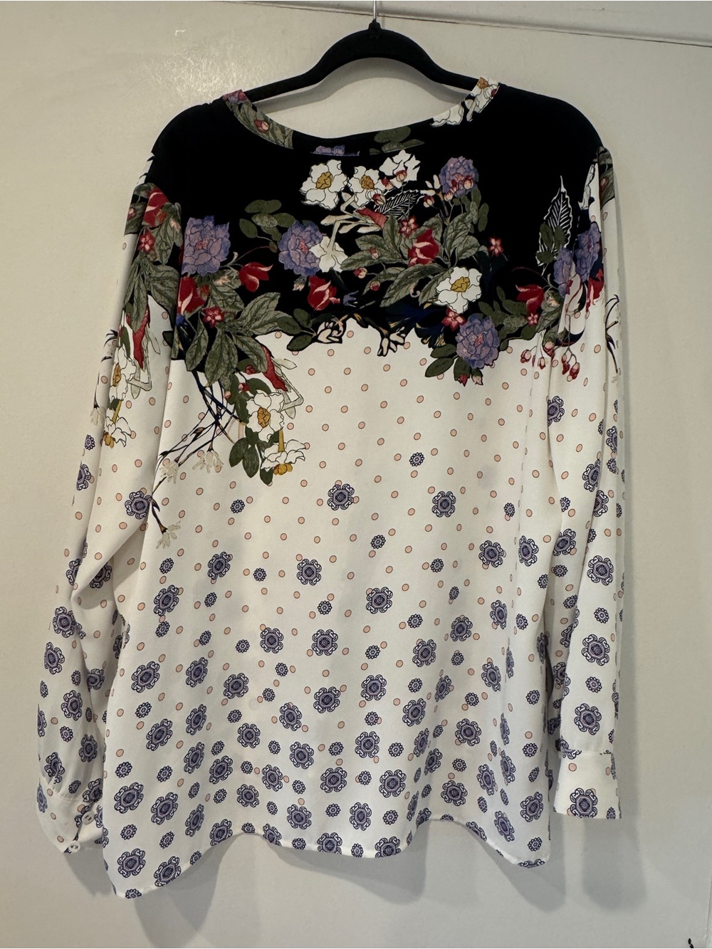 EUC Chico’s Floral Print Button Front Blouse - Picture 5 of 5